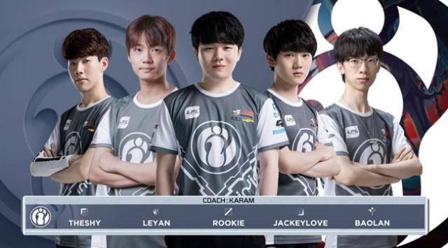 在比赛中游 在比赛中游